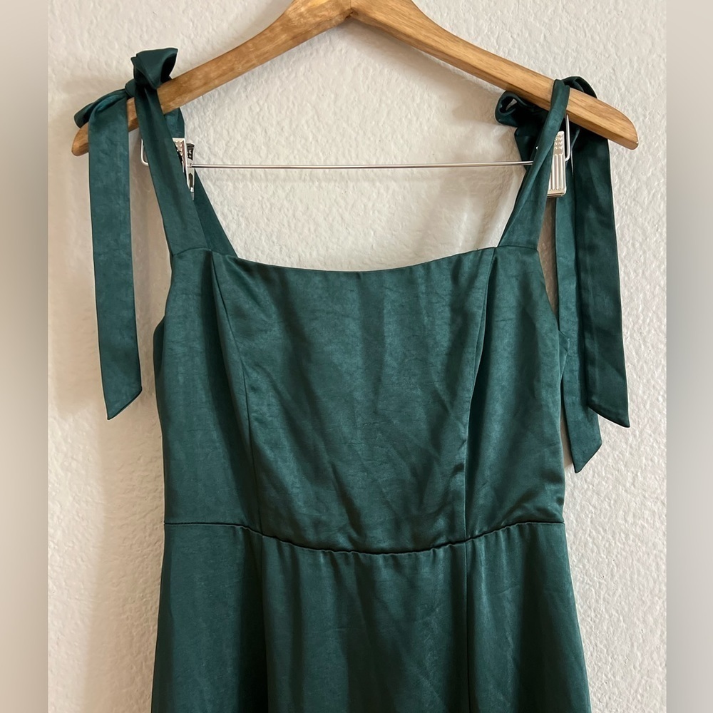 NWOT Made to Be Adored Hunter Green Satin Tie-Strap Maxi Dress - Picture 4 of 8